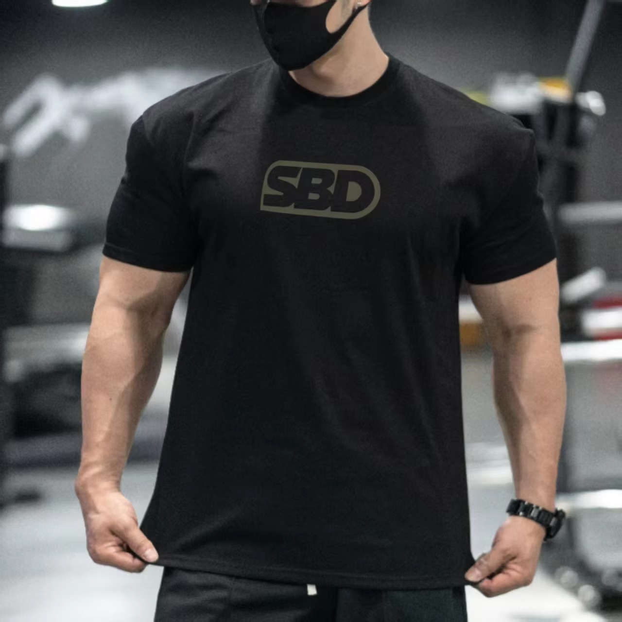 T-shirt de sport noir avec log - Streetwear Brand Red Logo avis et prix